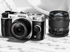 水晶彩色涂裝 理光賓得發(fā)布限量版Q7套機(jī)