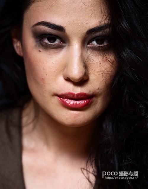 9個(gè)要素 教你展現(xiàn)模特情緒的專業(yè)指南