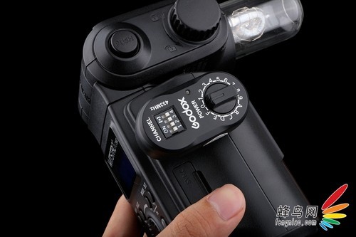 GN80裸管J燈 神牛AD360閃光燈詳細(xì)評測