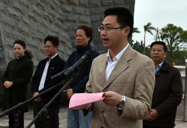 中國新聞攝影學(xué)會欽州創(chuàng)作基地掛牌