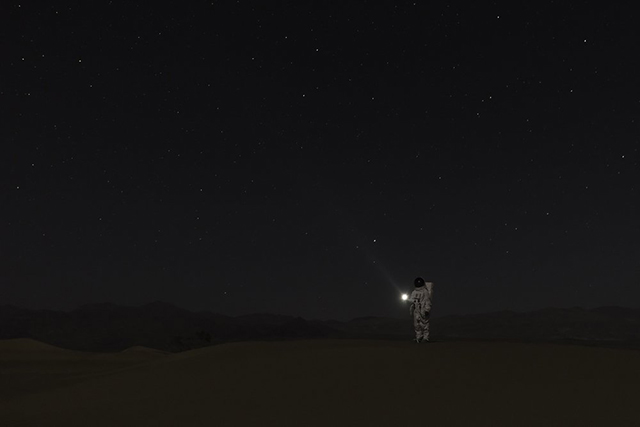 Julien Mauve ：假裝火星旅行