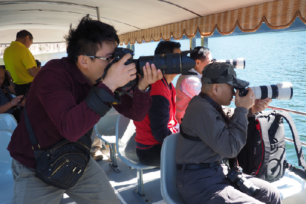 中國(guó)新聞攝影記者聚焦“楓葉之鄉(xiāng)”本溪縣