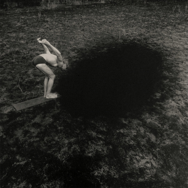 陰郁的黑白觀念攝影