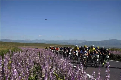 第二屆中國新疆?昭蘇公路自行車賽圓滿落幕