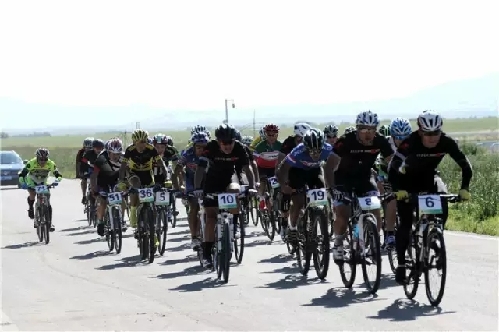 第二屆中國(guó)新疆?昭蘇公路自行車賽圓滿落幕