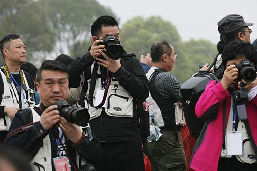 2017中國(guó)地市報(bào)新聞攝影高峰論壇在浙江衢州舉行