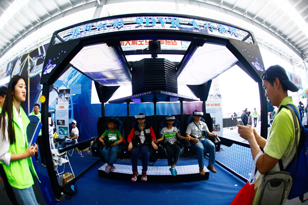 2017鄭州航展攝影理論研討和實踐活動圓滿結(jié)束