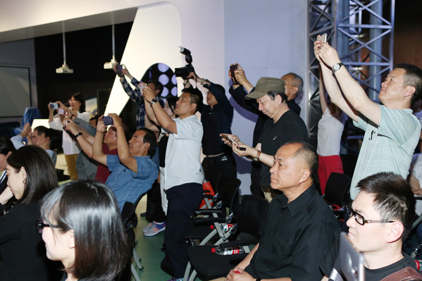 中國(guó)新聞攝影學(xué)會(huì)成立無(wú)人機(jī)攝影專業(yè)委員會(huì)