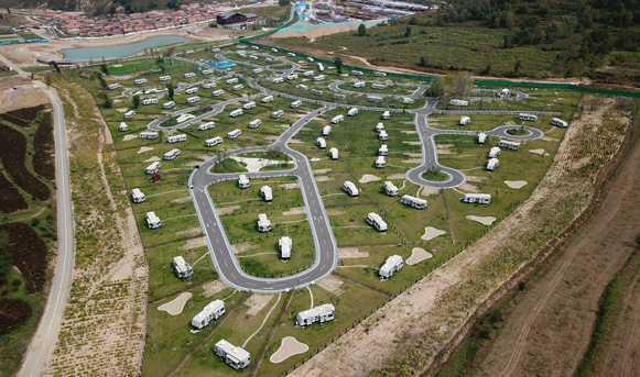 中國(guó)新聞攝影學(xué)會(huì)“海坨山攝影創(chuàng)作基地”正式成立