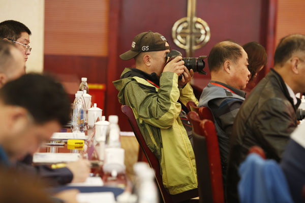 中國新聞攝影學會舉行第七屆五次理事會