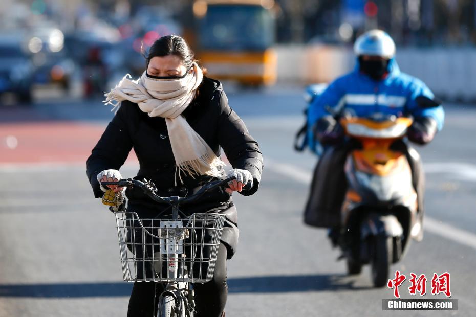 北京發(fā)布大風(fēng)藍(lán)色預(yù)警