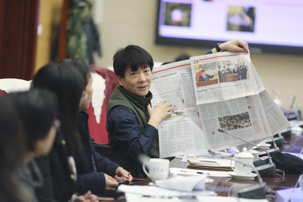 胡孝漢同志到中國(guó)新聞攝影學(xué)會(huì)調(diào)研