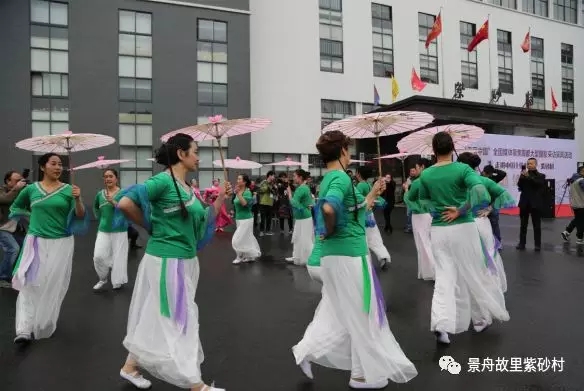 這個(gè)春天 ，全國(guó)媒體為紫砂村點(diǎn)贊！