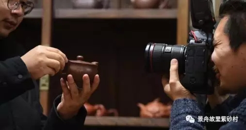 這個(gè)春天 ，全國(guó)媒體為紫砂村點(diǎn)贊！