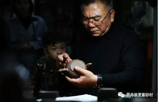 這個(gè)春天 ，全國(guó)媒體為紫砂村點(diǎn)贊！