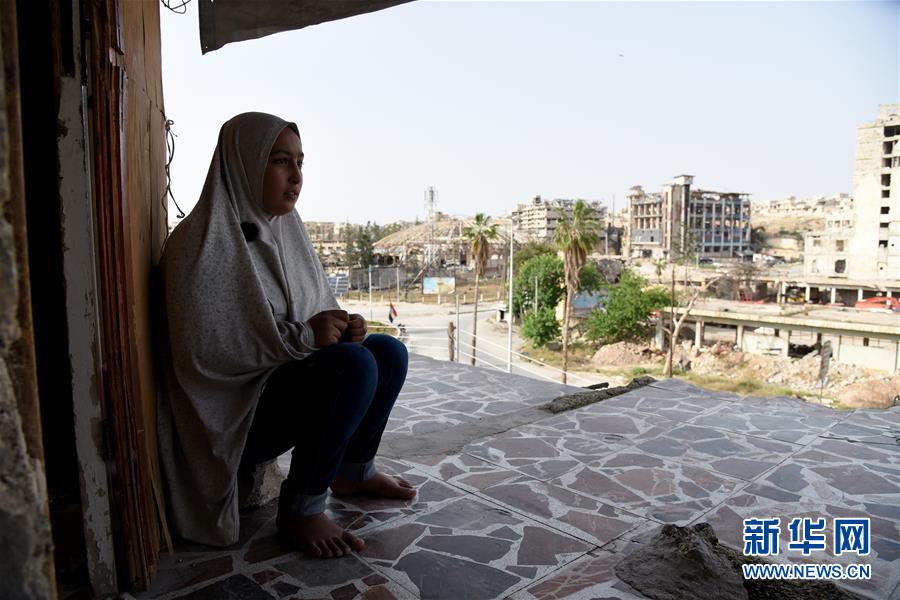 上學(xué)夢(mèng)何處安放——敘利亞女孩阿明娜的危樓生活