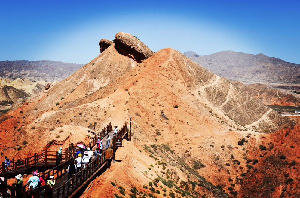 甘肅張掖：七彩丹霞美如畫