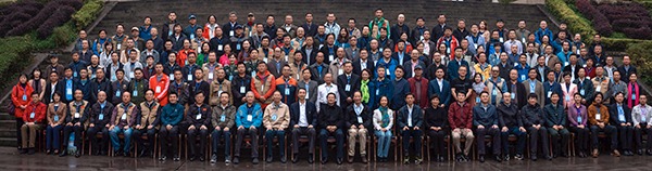 中國新聞攝影學(xué)會第八次會員代表大會開幕