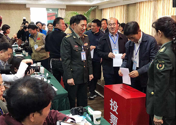 中國新聞攝影學(xué)會產(chǎn)生新一屆領(lǐng)導(dǎo)班子