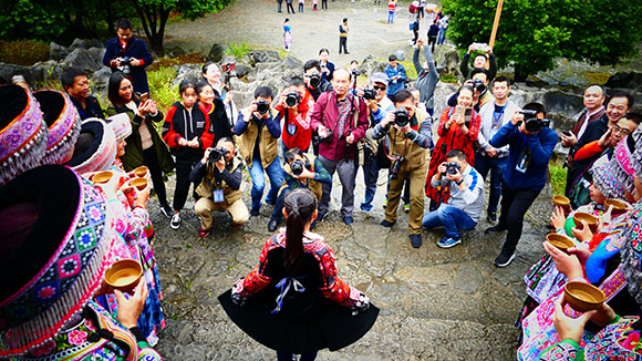 慶祝改革開放40周年 百家媒體聚焦興文 新聞攝影采訪活動啟動