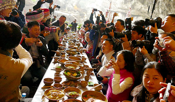 慶祝改革開放40周年 百家媒體聚焦興文 新聞攝影采訪活動啟動