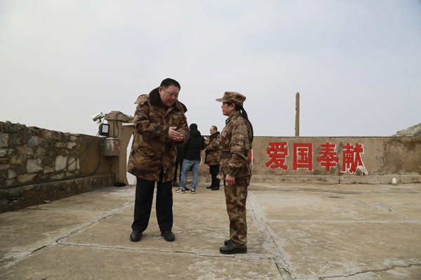 《＂增強(qiáng)四力＂攝影記者在基層匯報展》受到觀眾好評