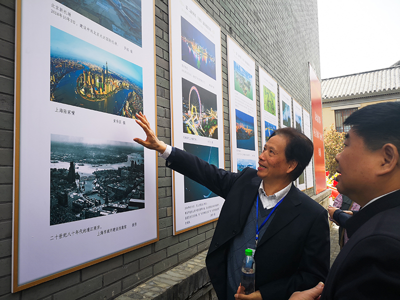 手機(jī)拍日照之二：鈕一新視角