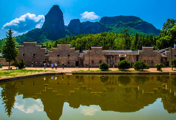 紅土地上煉“四力” 長征起點悟初心