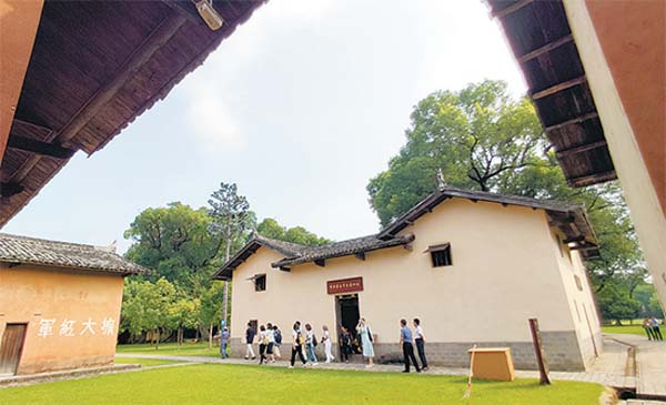 紅土地上煉“四力” 長征起點悟初心