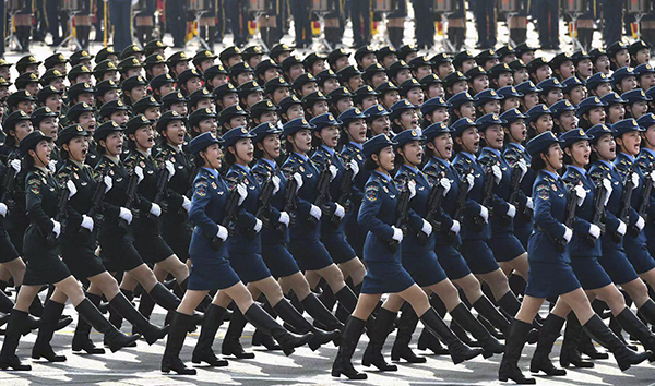 “騰飛的民族 輝煌的成就”---全國主流媒體新聞攝影作品展在京開幕