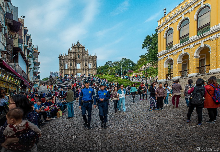 粵澳追夢 家國情懷——慶祝澳門回歸祖國20周年攝影展