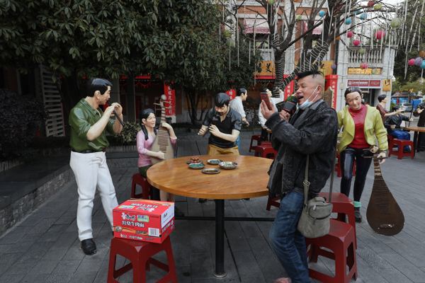 《百名攝影師聚焦COVID-19》畫冊(cè)在京出版 生動(dòng)講述中國(guó)抗擊疫情故事