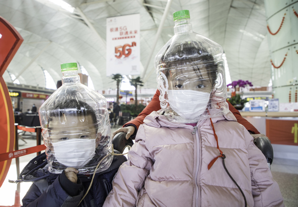 《百名攝影師聚焦COVID-19》畫冊(cè)在京出版 生動(dòng)講述中國(guó)抗擊疫情故事