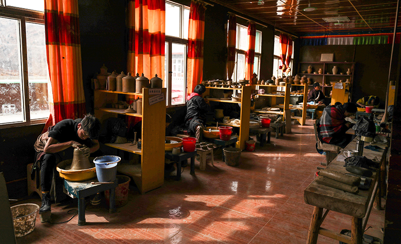 指尖上的傳承——壤巴拉藏陶