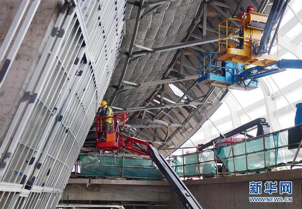 （體育·圖文互動）（5）易轉換、夠低碳、可持續(xù)——解密北京冬奧場館冰面建設亮點