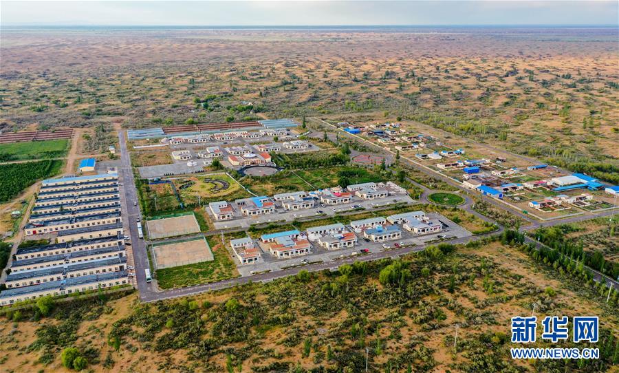 （環(huán)境）（4）庫(kù)布其沙漠披綠裝　