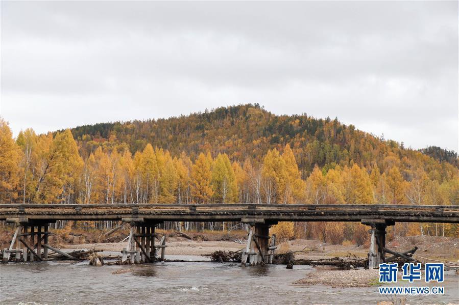 （新華視界）（1）奧克里堆山金秋景如畫