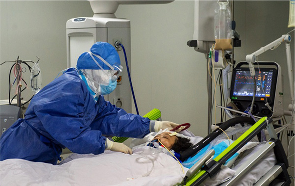 ＂在抗疫一線錘煉四力”新聞攝影學(xué)術(shù)報(bào)告會(huì)在日照舉行