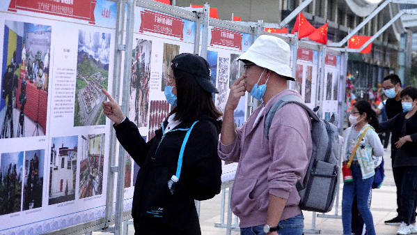 山東日照：新聞攝影周國慶假日受熱捧