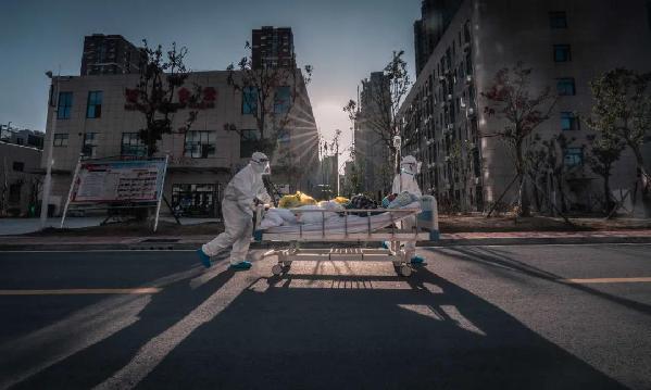 記者節(jié)|致敬奮戰(zhàn)在新聞一線的攝影記者