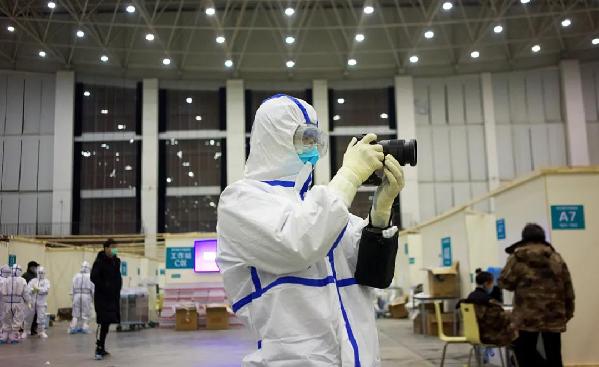 記者節(jié)|致敬奮戰(zhàn)在新聞一線的攝影記者