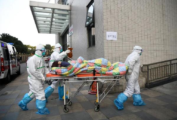 記者節(jié)|致敬奮戰(zhàn)在新聞一線的攝影記者