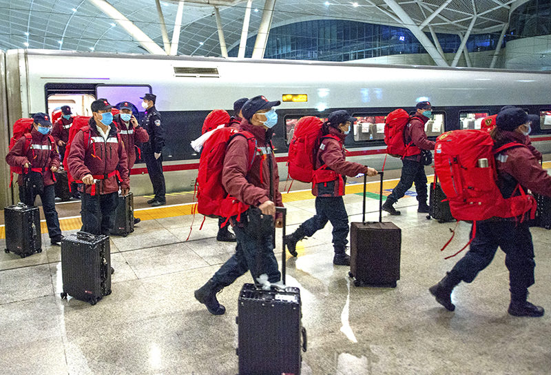 湖北戰(zhàn)疫——那些難忘的瞬間和身影