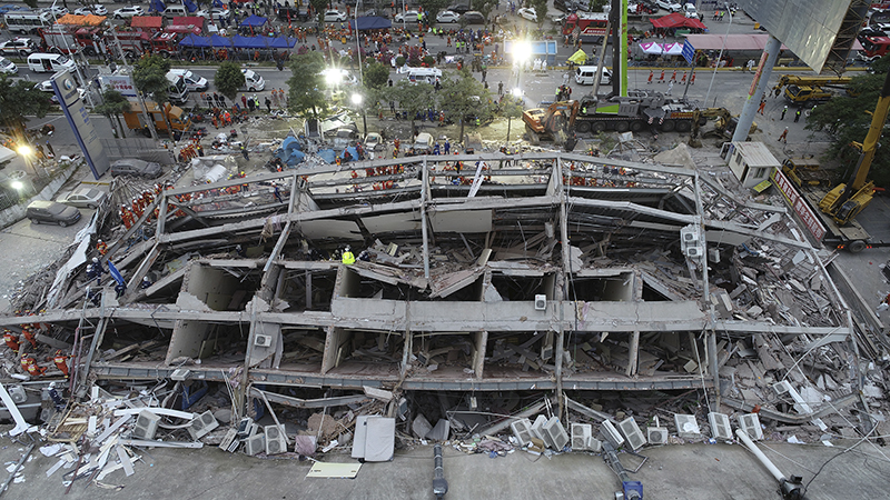 晝夜奮戰(zhàn) 搶救生命