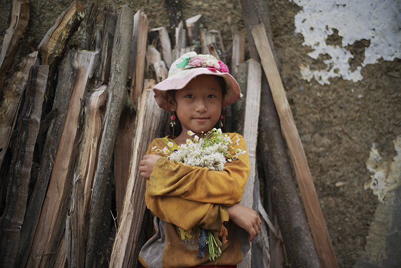 走下懸崖村的孩子：新家是我去過最遠(yuǎn)的地方