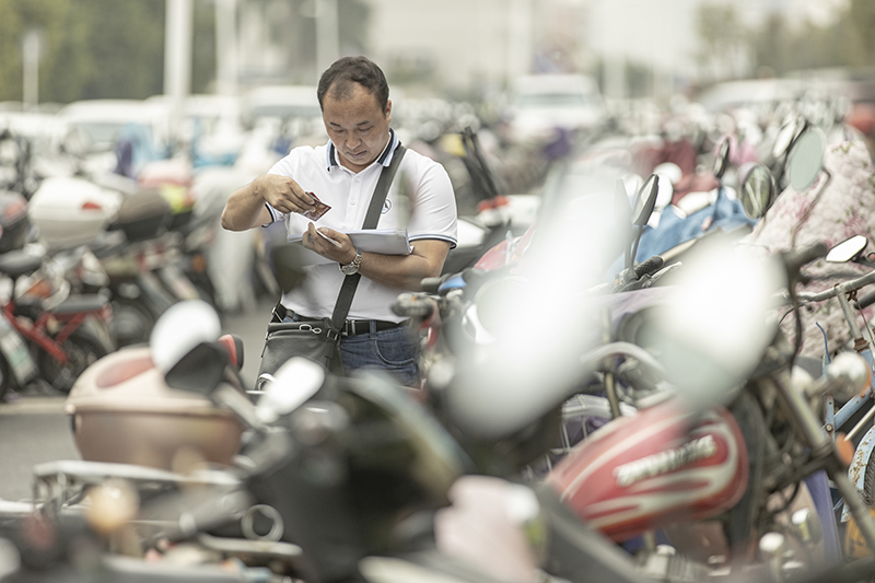 “打工書記”的脫貧路