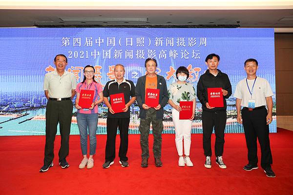 “生活在日照就是幸?！毙侣剶z影作品現(xiàn)場評選結果揭曉