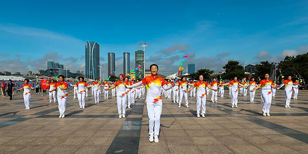 “生活在日照就是幸?！毙侣剶z影作品現(xiàn)場評選結果揭曉