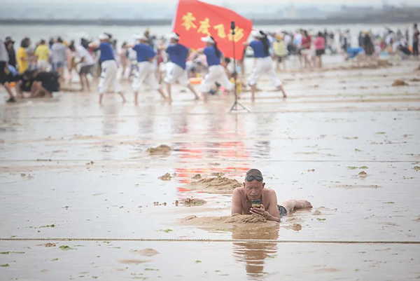 “生活在日照就是幸?！毙侣剶z影作品現(xiàn)場評選結果揭曉