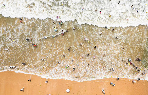 “生活在日照就是幸?！毙侣剶z影作品現(xiàn)場評選結果揭曉